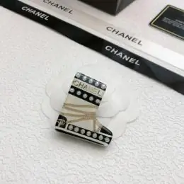 chanel brooches pour femme s_121aa37